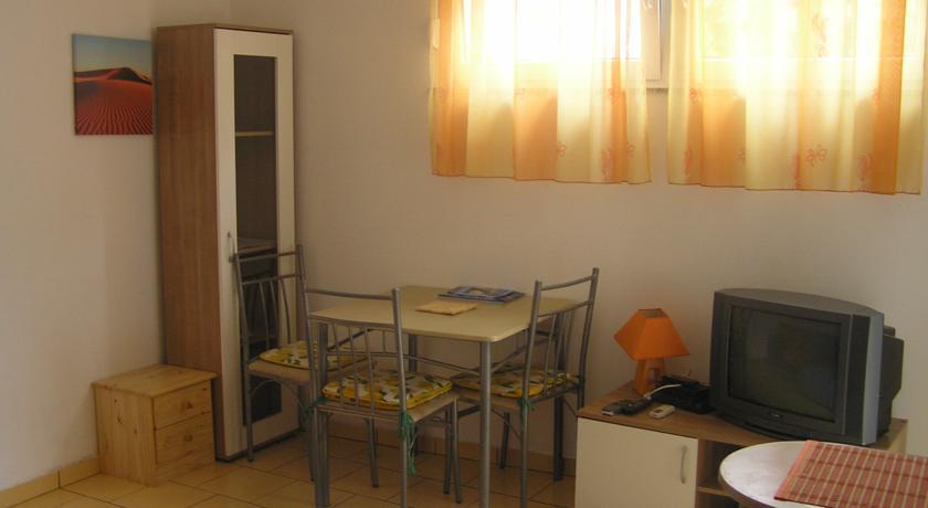 Apartments Ella Split Zimmer foto